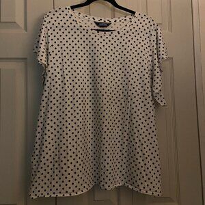 2x, polka dot tee shirt